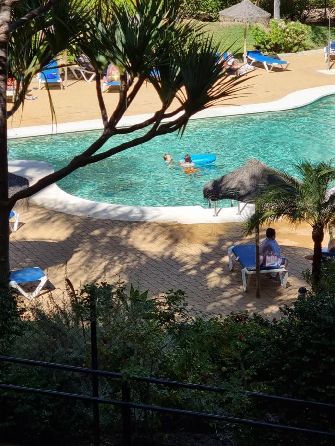 דירות Luxury Blue Coast Seaside Retreat מארבלה מראה חיצוני תמונה