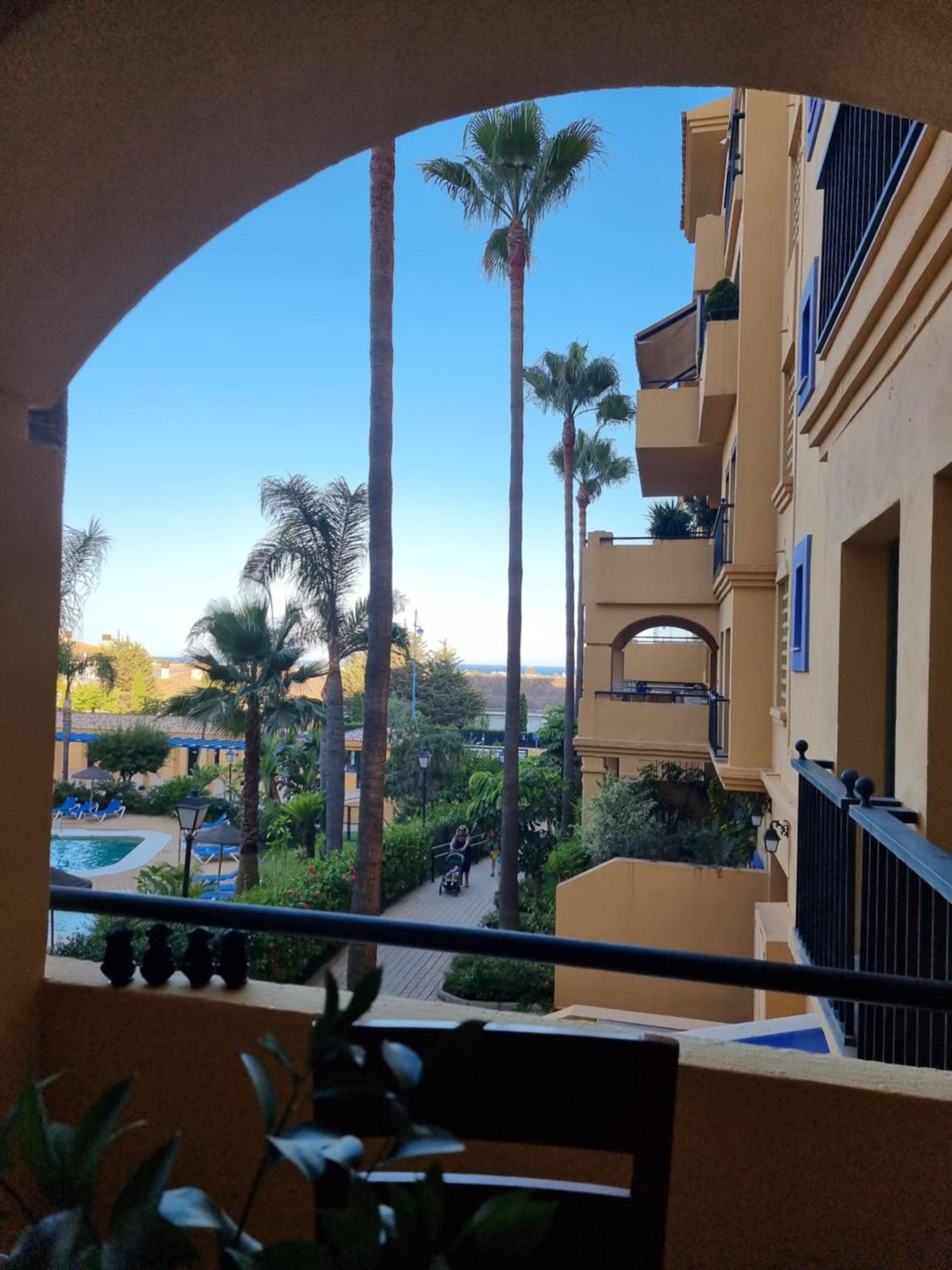 דירות Luxury Blue Coast Seaside Retreat מארבלה מראה חיצוני תמונה