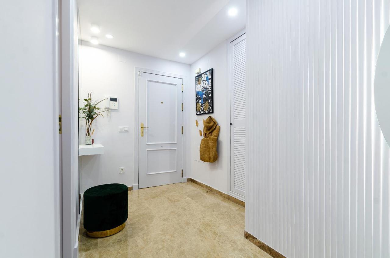 דירות Luxury Blue Coast Seaside Retreat מארבלה מראה חיצוני תמונה