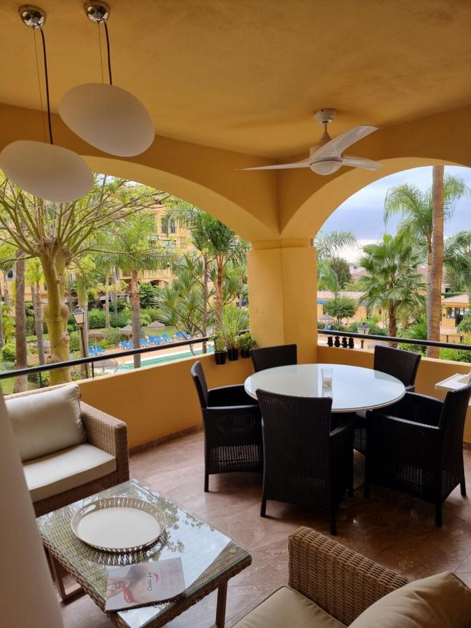 דירות Luxury Blue Coast Seaside Retreat מארבלה מראה חיצוני תמונה