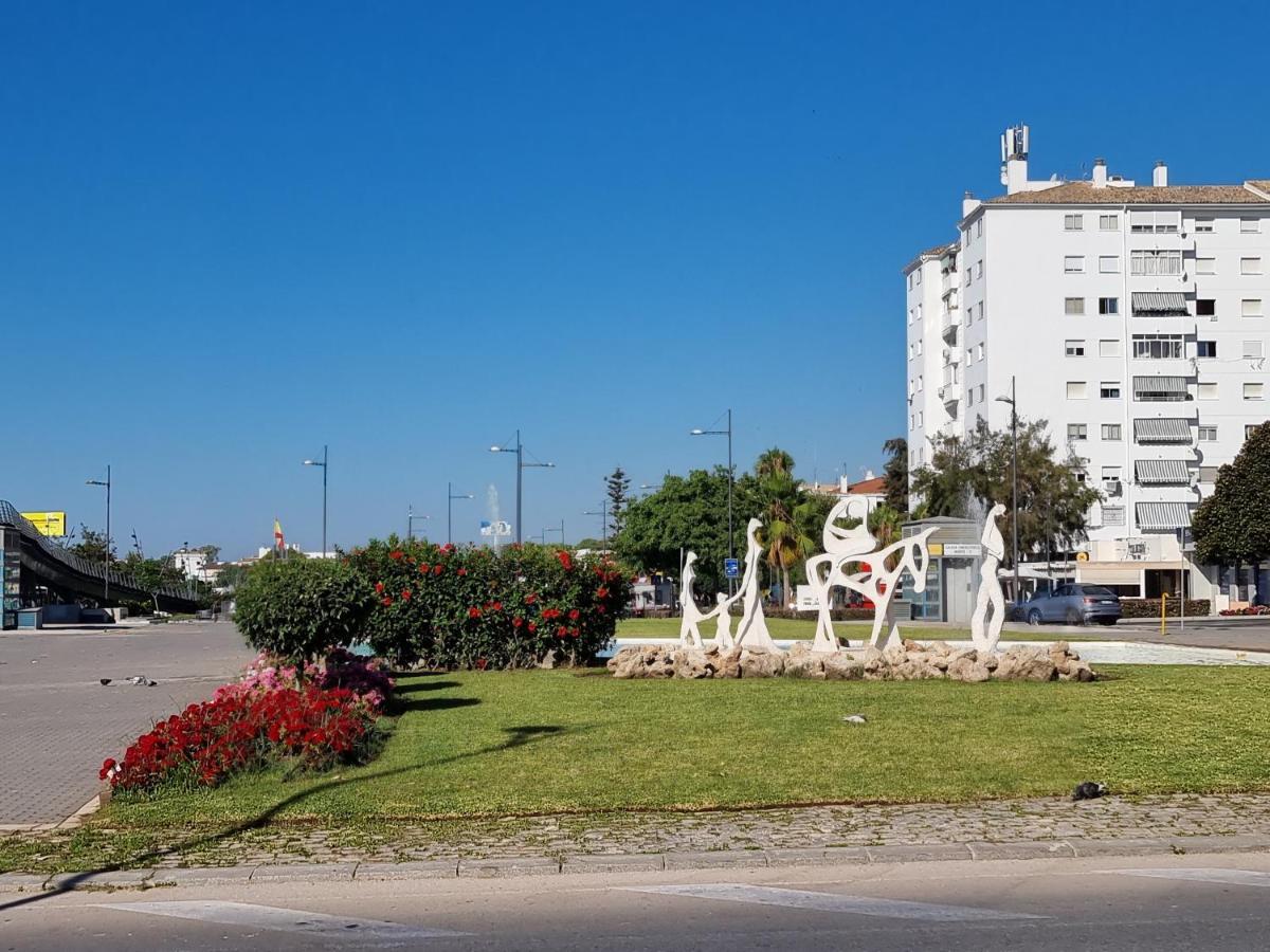 דירות Luxury Blue Coast Seaside Retreat מארבלה מראה חיצוני תמונה