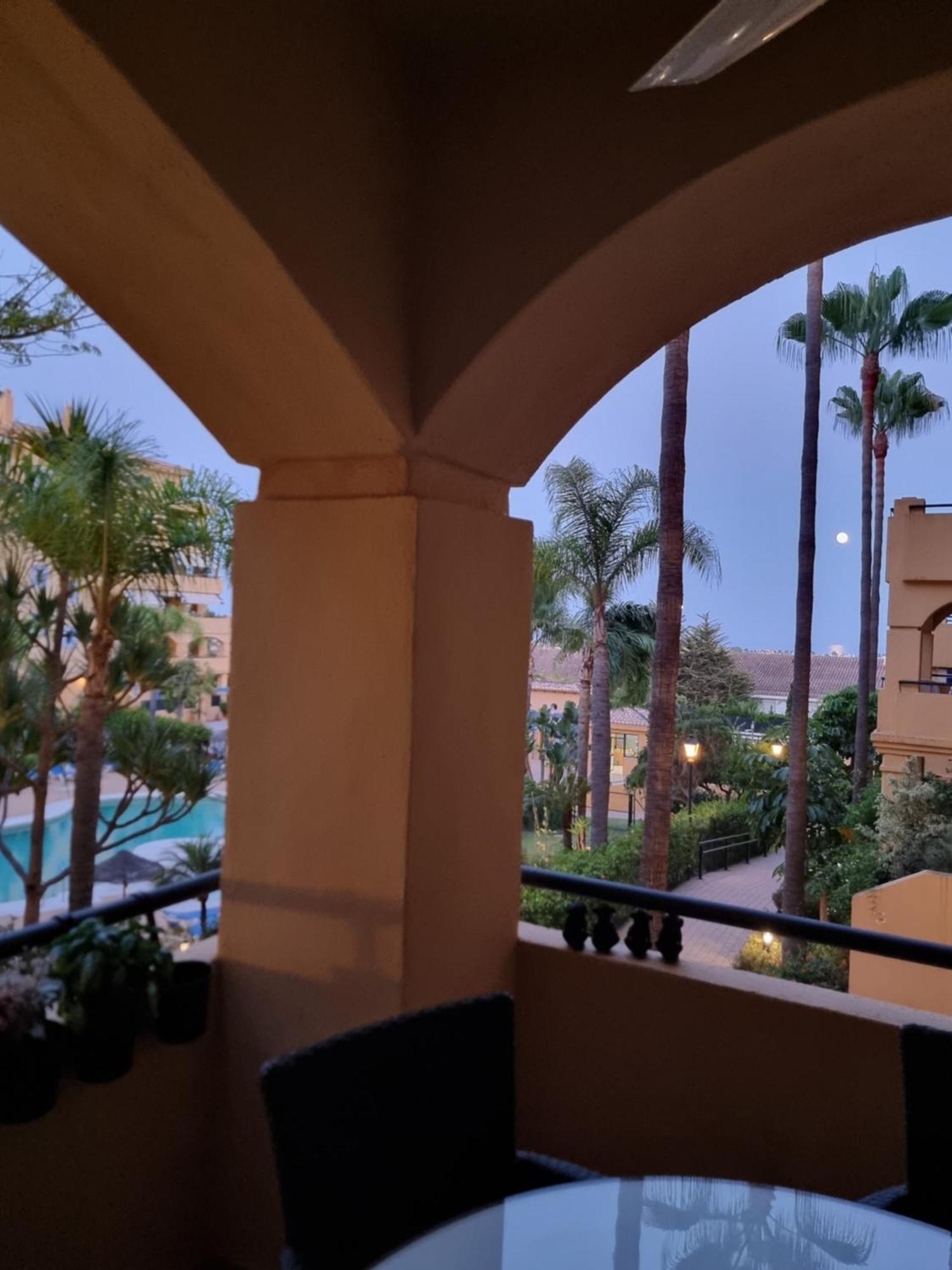 דירות Luxury Blue Coast Seaside Retreat מארבלה מראה חיצוני תמונה
